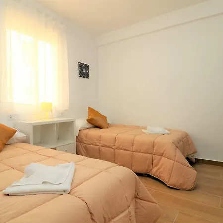 Tugar 4-8 Apartment *