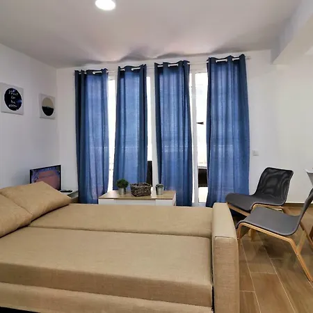 דירה Tugar 4-8 בנידורם